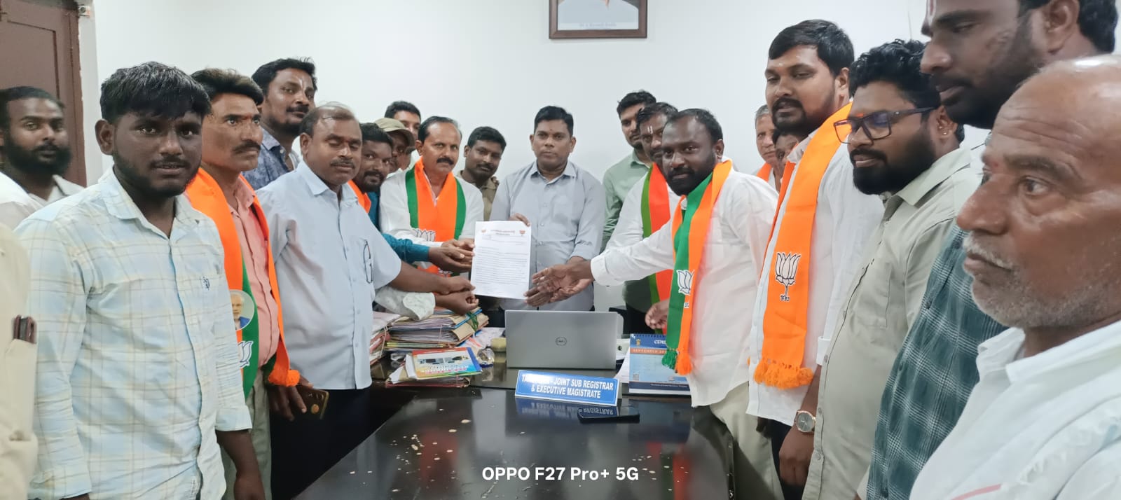 22-ఏ భూముల సమస్యను వెంటనే పరిష్కరించాలి
