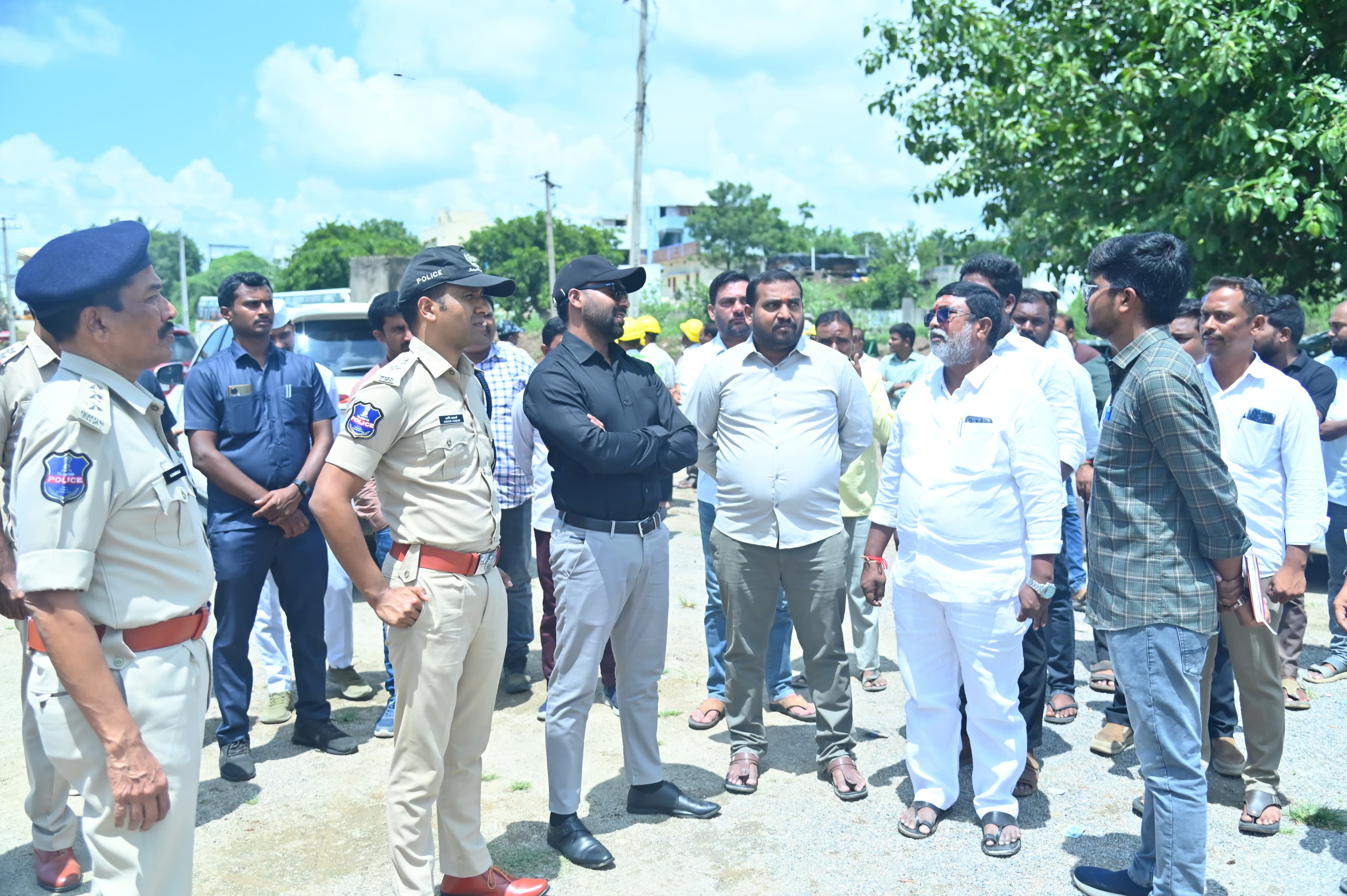 కోరుట్ల వినాయక నిమజ్జన వాగు వద్ద ఏర్పాట్లను పరిశీలించిన జిల్లా కలెక్టర్, ఎస్పీ